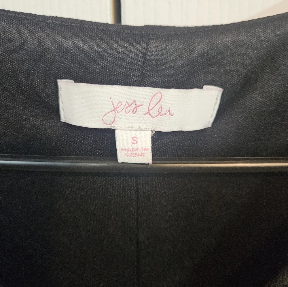 Romper - Picture 3 of 8